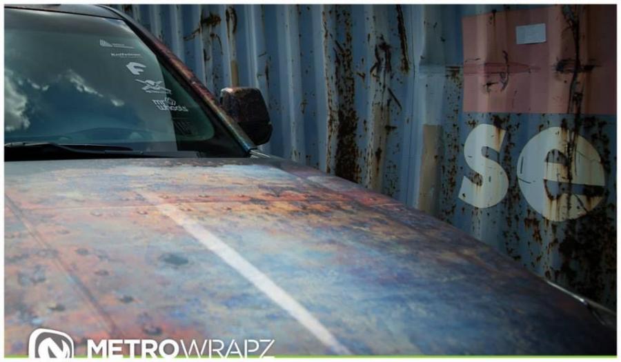  Cadillac Escalade Rust Chrome by Metro Wrapz 2015 года  (фото 5 из 6)